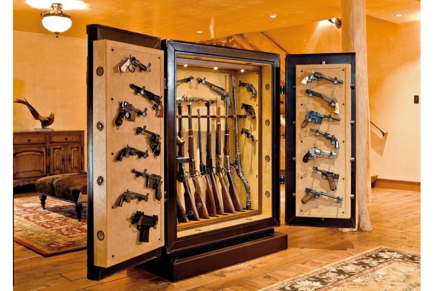 Оружейный шкаф КО-038т на 3 ружья